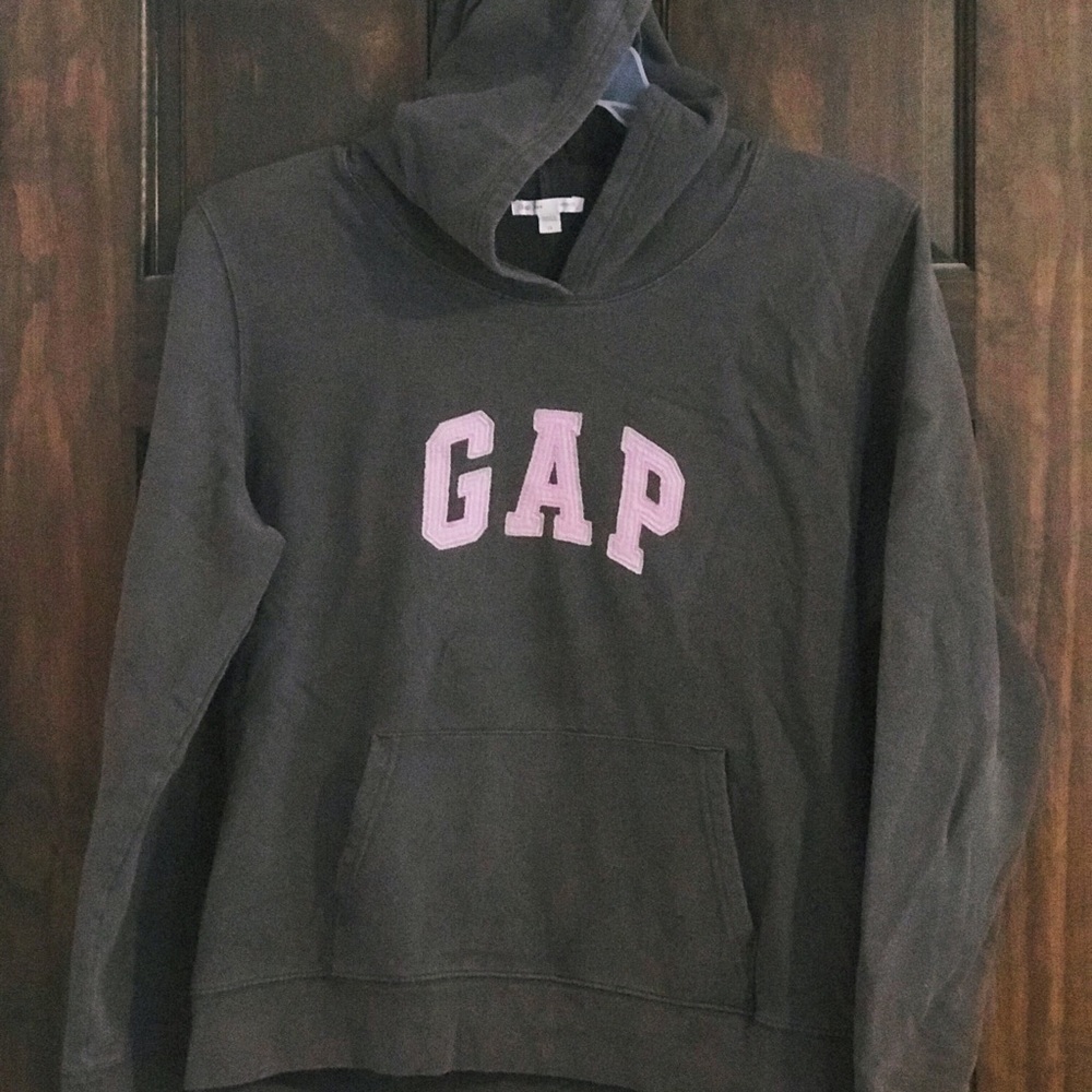 Gray GAP hoodie